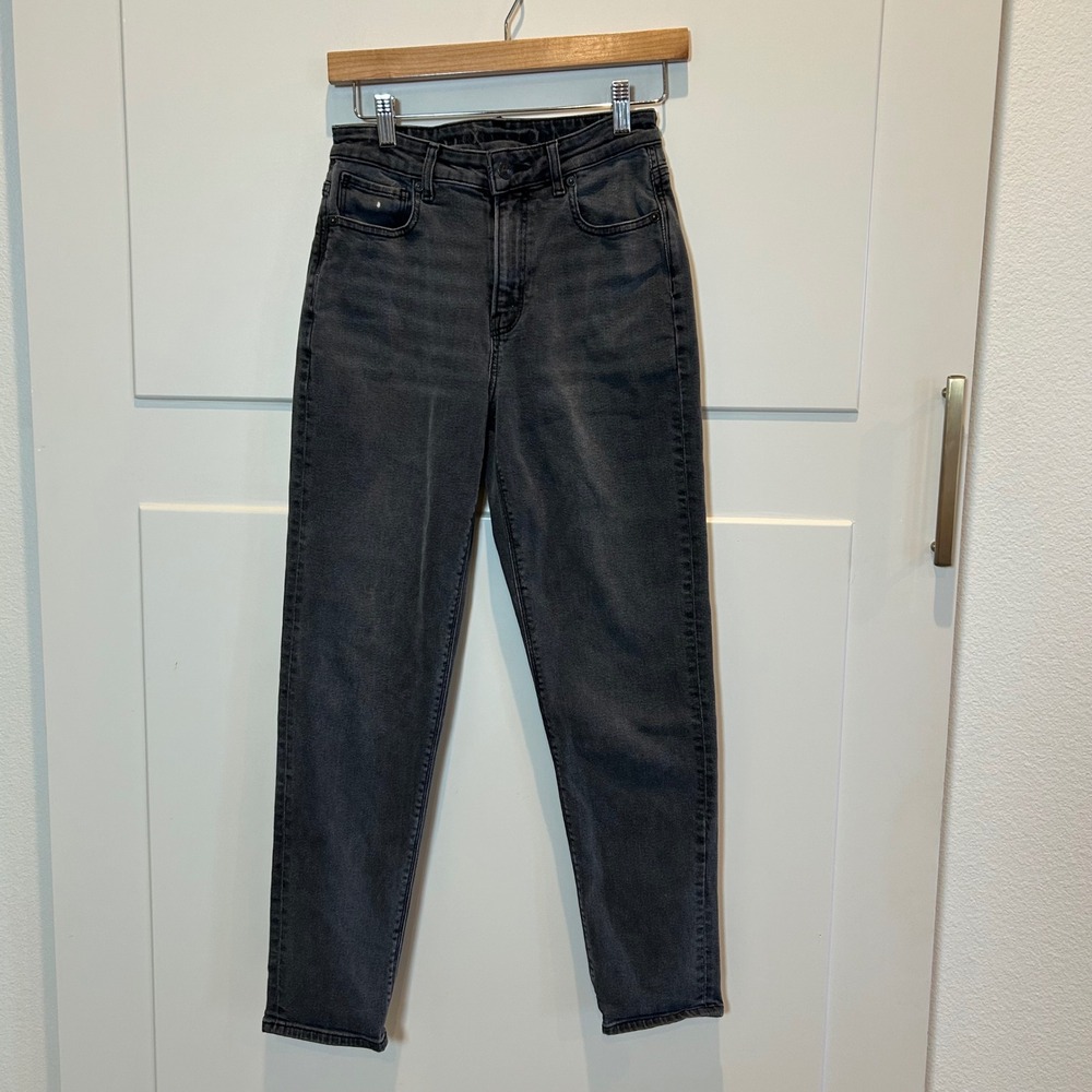 American Eagle Outfitters Women's 2 Regular Stretch Black High Waisted Mom Jeans
